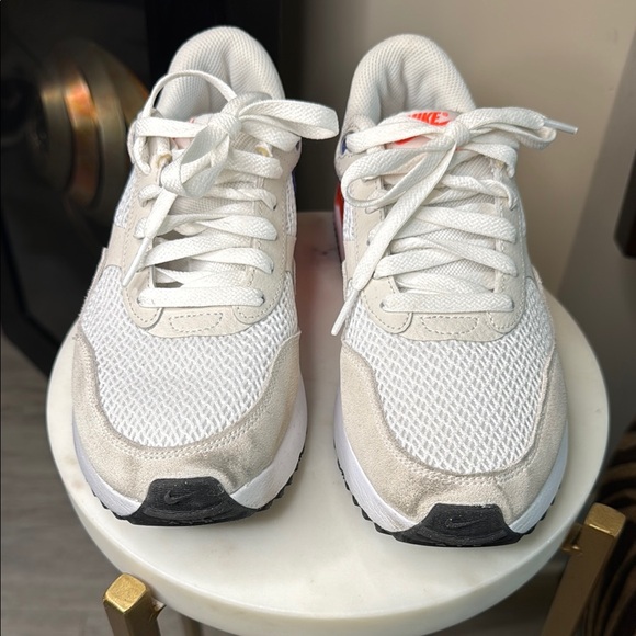 Nike Air Max White and Orange Sneakers - Picture 2 of 7